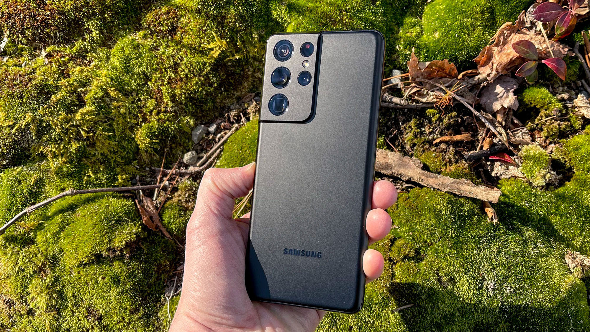 SAMSUNG GALAXY S21 ULTRA The Samsung Galaxy S21 is a series of Android-based smartphones designed, developed, marketed, and manufactured by Samsung Electronics as part of its ...